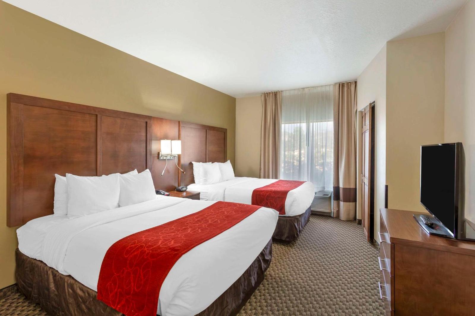 Comfort Suites Ogden Conference Center Main image 1
